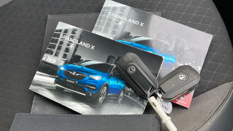 Vauxhall Grandland X 1.5 Turbo D SRi Nav 5dr Diesel Hatchback